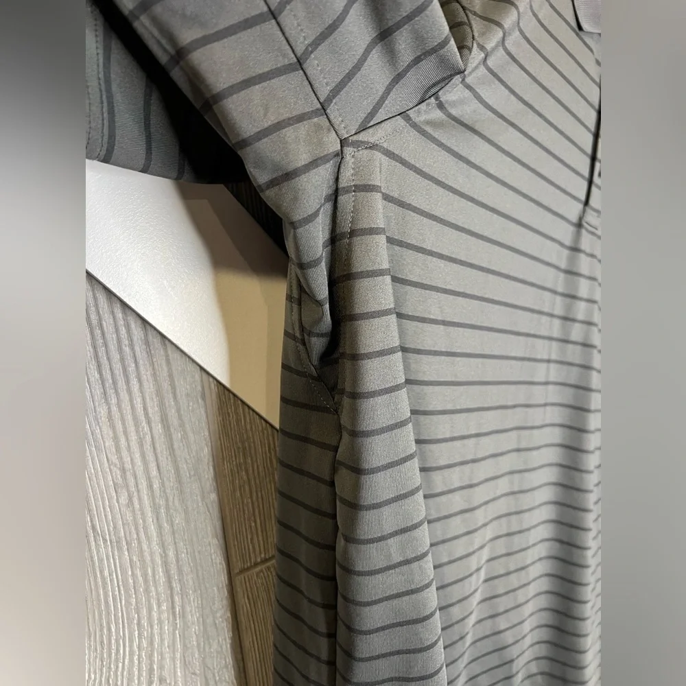 290. Duluth Trading Relaxed Fit Striped Polo Gray/Black L - Picture 3 of 6